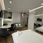 Lägenhet на площі ринок 12 навпроти ратуші після ремонту