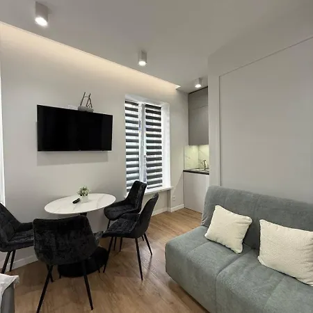 на площі ринок 12 навпроти ратуші після ремонту Apartamento