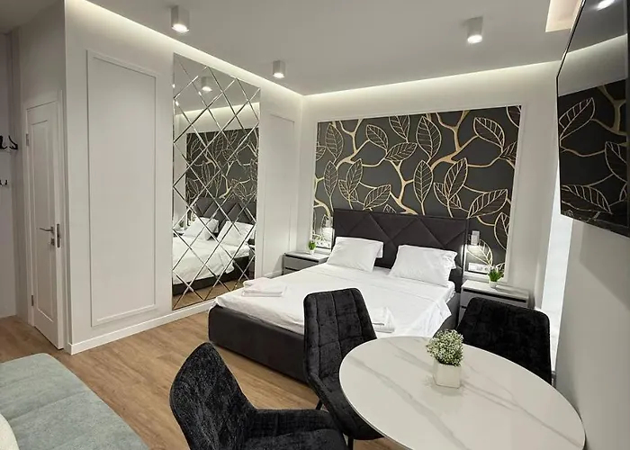 Apartamento на площі ринок 12 навпроти ратуші після ремонту Leópolis