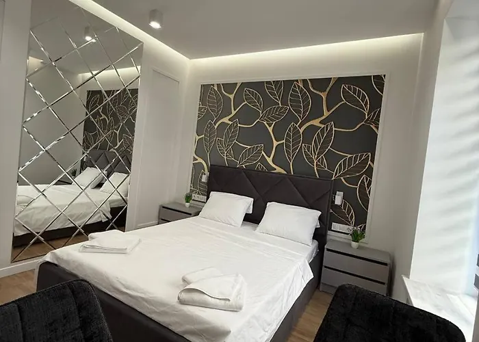 на площі ринок 12 навпроти ратуші після ремонту Apartamento Leópolis